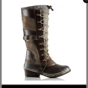 Sorel Conquest Carly Lace up Boots with Heel